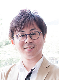 山田 剛史 准教授
